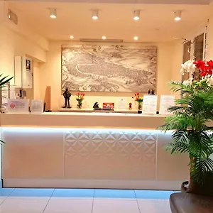 https://hotel-laguna-residence.hotelinveneto.com