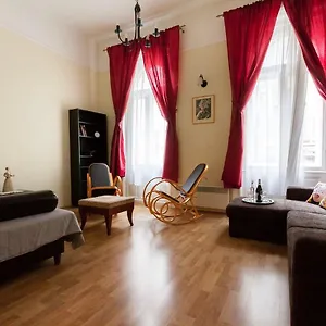 https://art-apartment.inbudapesthotels.com